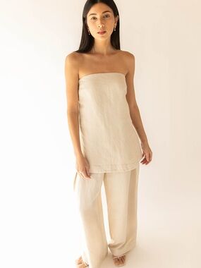 Oak and Fort Linen Blend Tube Top